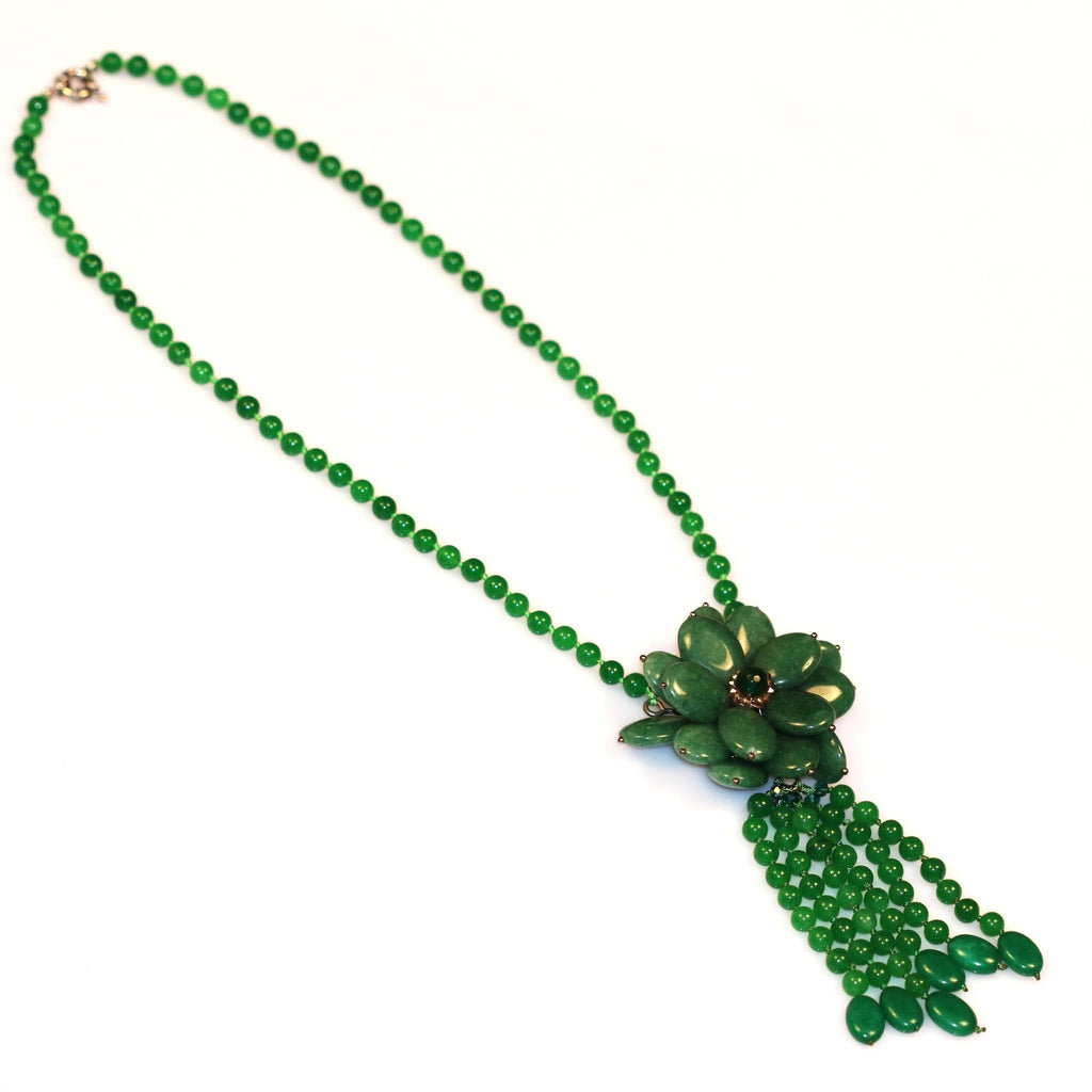 Floral necklace- jade - CrystalCraftWorld
